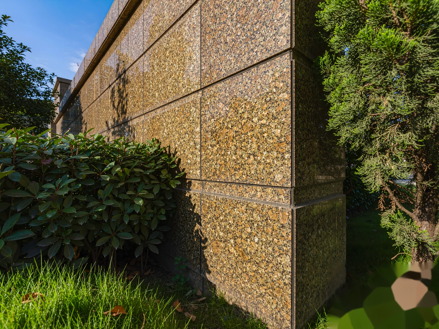 Outdoor Granite Selection Guide: Facade, Paving, Landscape and Civic Works